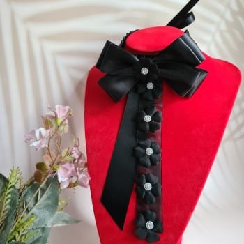 accesoriu elegant negru