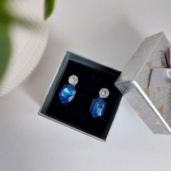 cercei cu piatra albastra